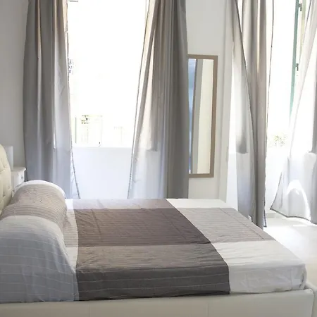 Cosmopolitan - Termini Suites Gasthuis Rome