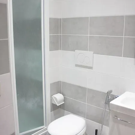 Cosmopolitan - Termini Suites *