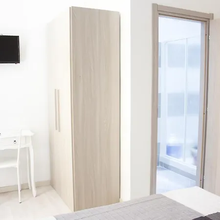 Cosmopolitan - Termini Suites